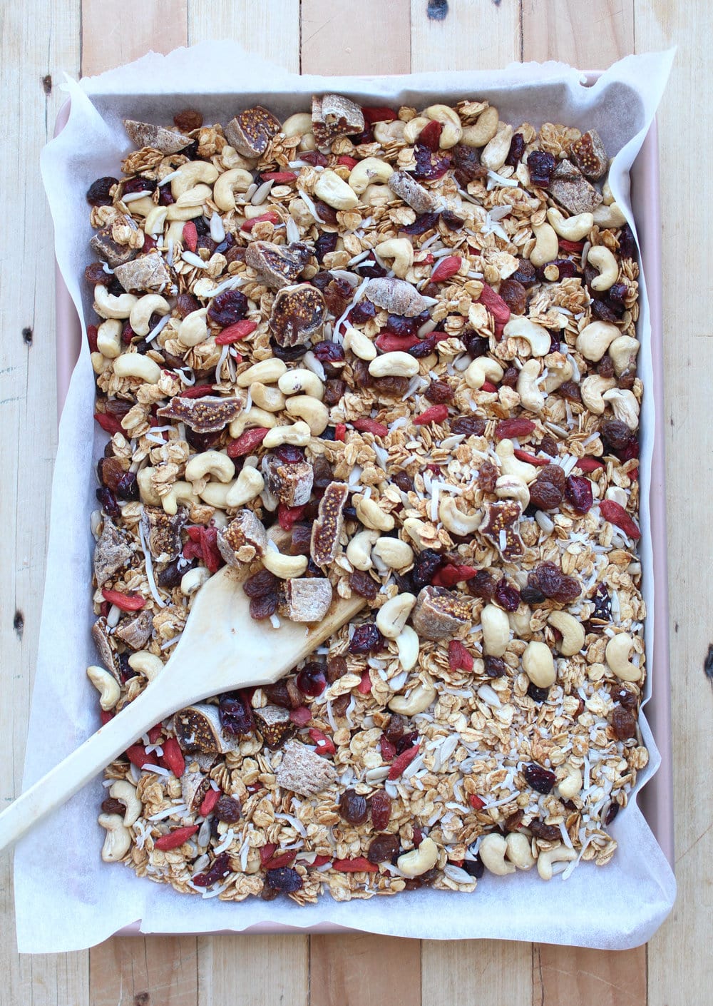 Oven tray of fig, cashew and oat muesli. 
