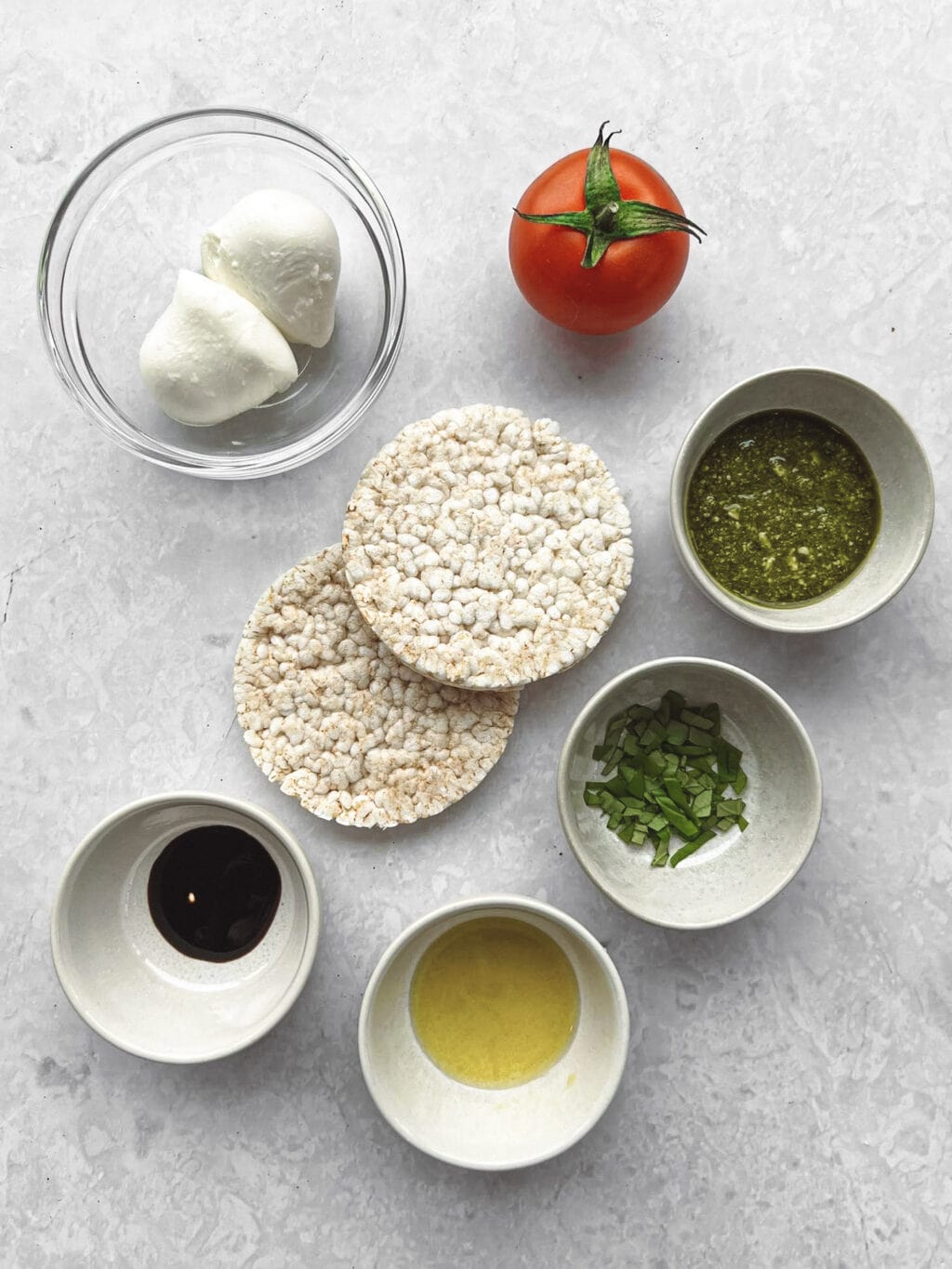 Pesto, Tomato & Mozzarella Rice Cakes - Nourish & Tempt