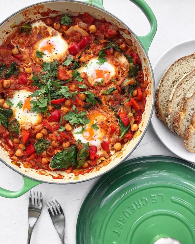 Ad / No-bake chickpea shakshuka🍅A new recipe for you all and some seriously feel good food💃

I've been a lover of cookware from @lecreusetanz for the longest time, always lusting over their beautiful designs and outstanding performance in the kitchen. 

They've recently launched a rich organic Bamboo Green colour across their extensive range, including this cast iron shallow casserole. While the shallow casserole is awesome for one pot meals like shakshuka, there's something across their collection to suit whatever culinary adventure or aspirations💚

I find cooking a lovely way to practise self-care - no matter whether it's a quick tasty lunch at home, a leisuring weekend brunch or a special dinner with family - the process can be incredibly mindful, and of course tucking it to a tasty nourishing meal afterwards helps too! Such beautiful cookware makes for an ideal companion in the kitchen.

 For more on the range head to @lecreusetanz @lecreusetnz . The shakshuka recipe is live now and can be found on my website💃💃💃. #BambooGreen #LeCreuset #FeelGoodFood #shakshuka #tomatoshakshuka