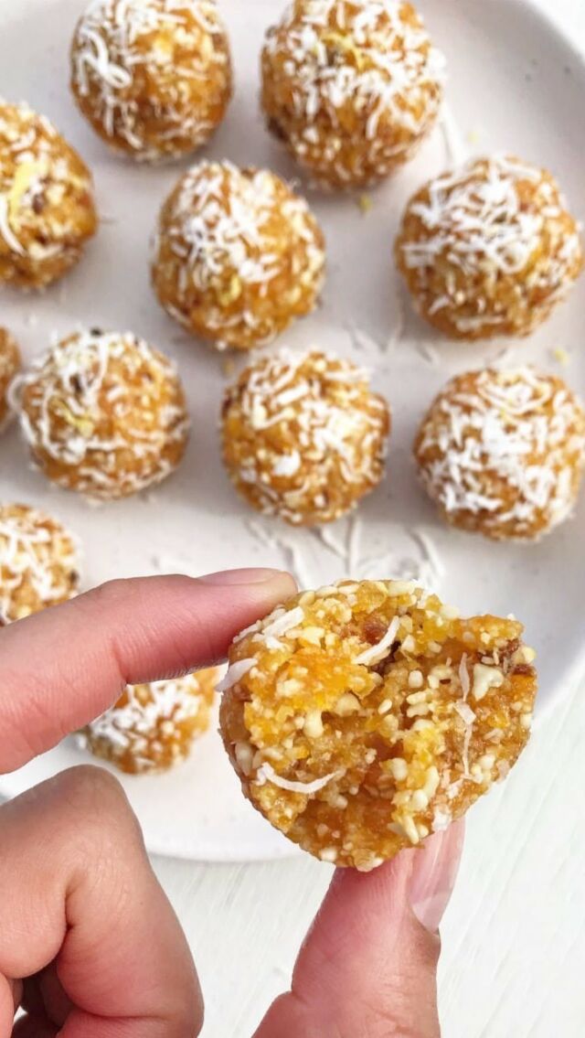 Lemony, apricot and coconut bliss balls🍋🥥 These are date-free (unlike many energy ball recipes). They’re fab to meal prep - make a batch at the start of the week to enjoy as snacks☺️

Recipe on the blog, link in my bio, or if you’d like me to send the recipe direct to you, comment ‘recipe’ below☺️💫

#blissballs #datefreeblissballs